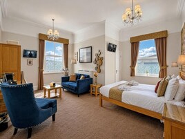 Habitación Deluxe doble, vistas a la piscina | Sábanas de algodón egipcio, ropa de cama de alta calidad, caja fuerte
