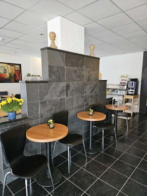 Cafe - 101 Guesthouse Hotel (Reykjavik)