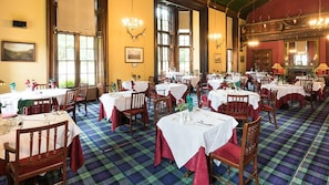 Restaurant - Atholl Arms Hotel (Pitlochry)