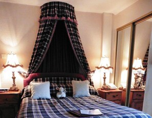 Free WiFi, alarm clocks - Atholl Arms Hotel (Pitlochry)