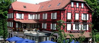 Hôtel La Maison Rouge