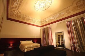 Luxury Suite, City View