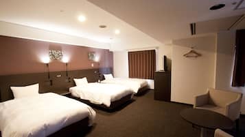Phòng 3, không hút thuốc | Bộ đồ giường cao cấp, chăn bông, bàn, màn/rèm cản sáng