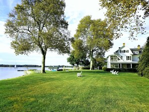 Exterior - Sandaway Suites & Beach (Oxford)