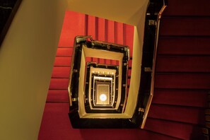 Interior - Hilltop Hotel (Tokyo)