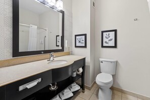 Estudi en suite, 1 llit de matrimoni gran, no fumadors | Decoració individual, mobiliari individual i escriptori 