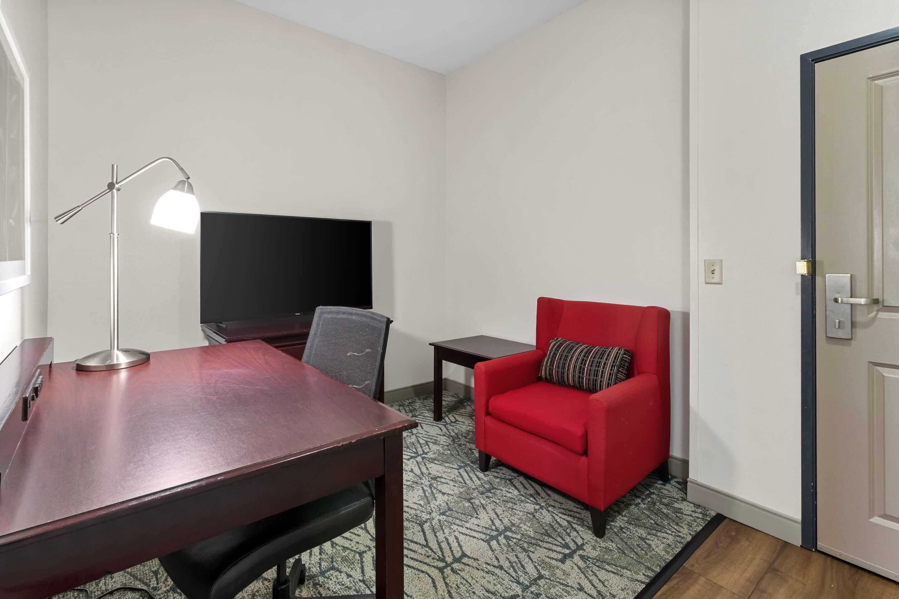 Habitació, 2 llits de matrimoni, accessible, no fumadors | Decoració individual, mobiliari individual i escriptori 