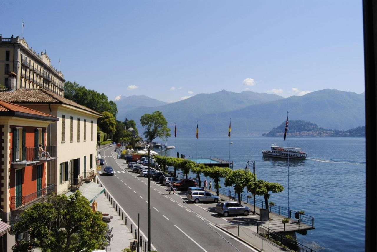 Lake view. Hotel Ristorante Azalea