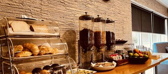 瓦威乐国际大酒店