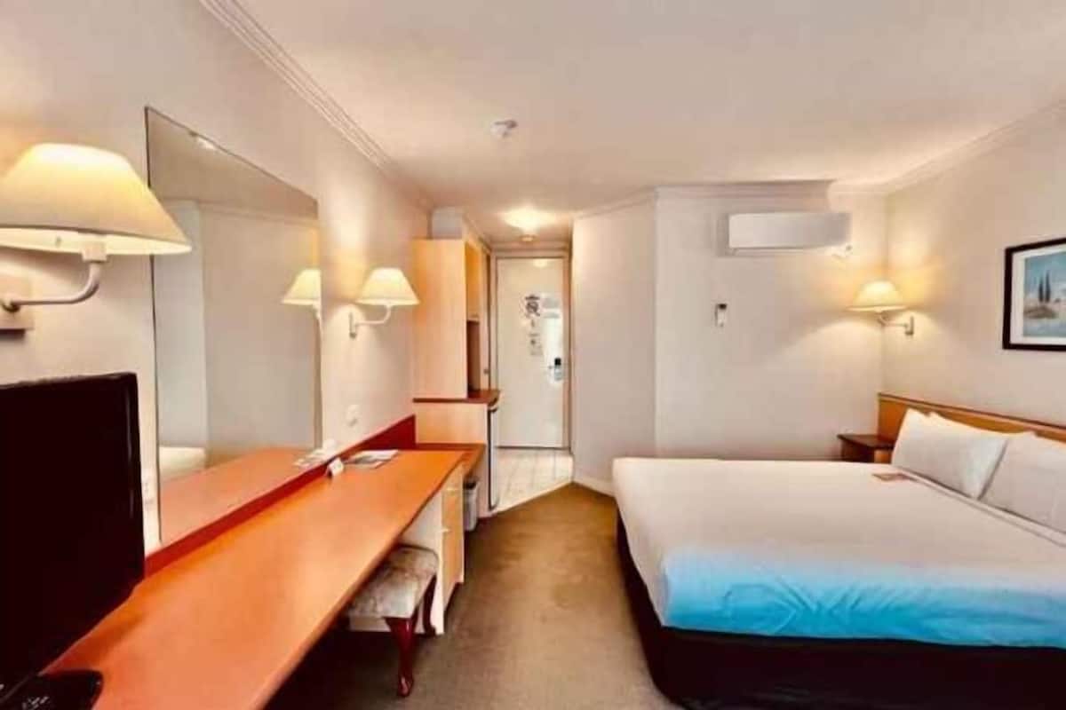 Desk, laptop workspace, soundproofing, iron/ironing board