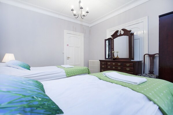 Standard Double or Twin Room - Skolabru Guesthouse (Reykjavik)