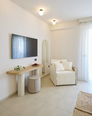 Kamar Double Superior | Seprai premium, brankas, setrika/meja setrika, dan Wi-Fi gratis