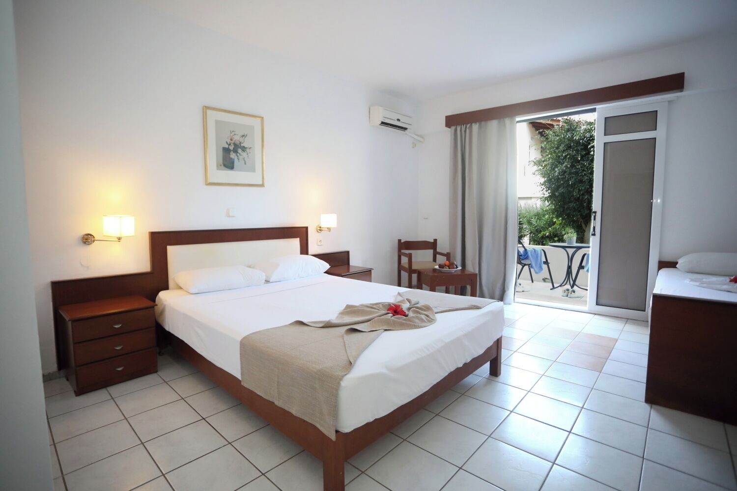 Biancheria da letto di alta qualità, una cassaforte in camera