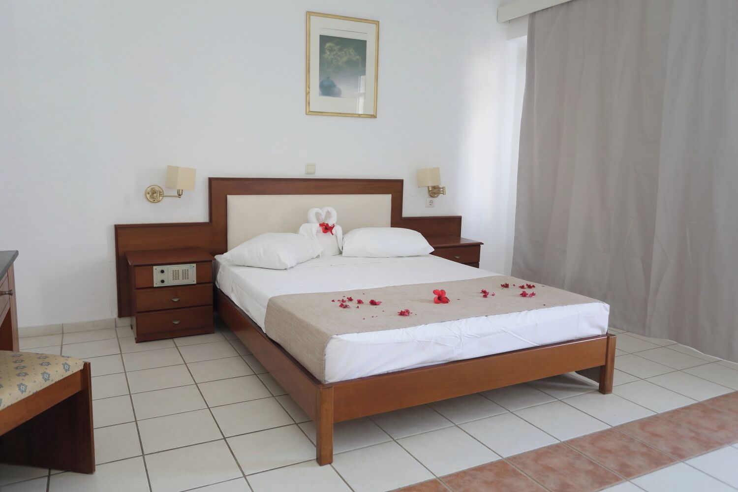 Doppia Classic | Biancheria da letto di alta qualità, una cassaforte in camera