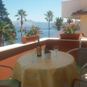 Apartment for 2 people | Terrace/patio