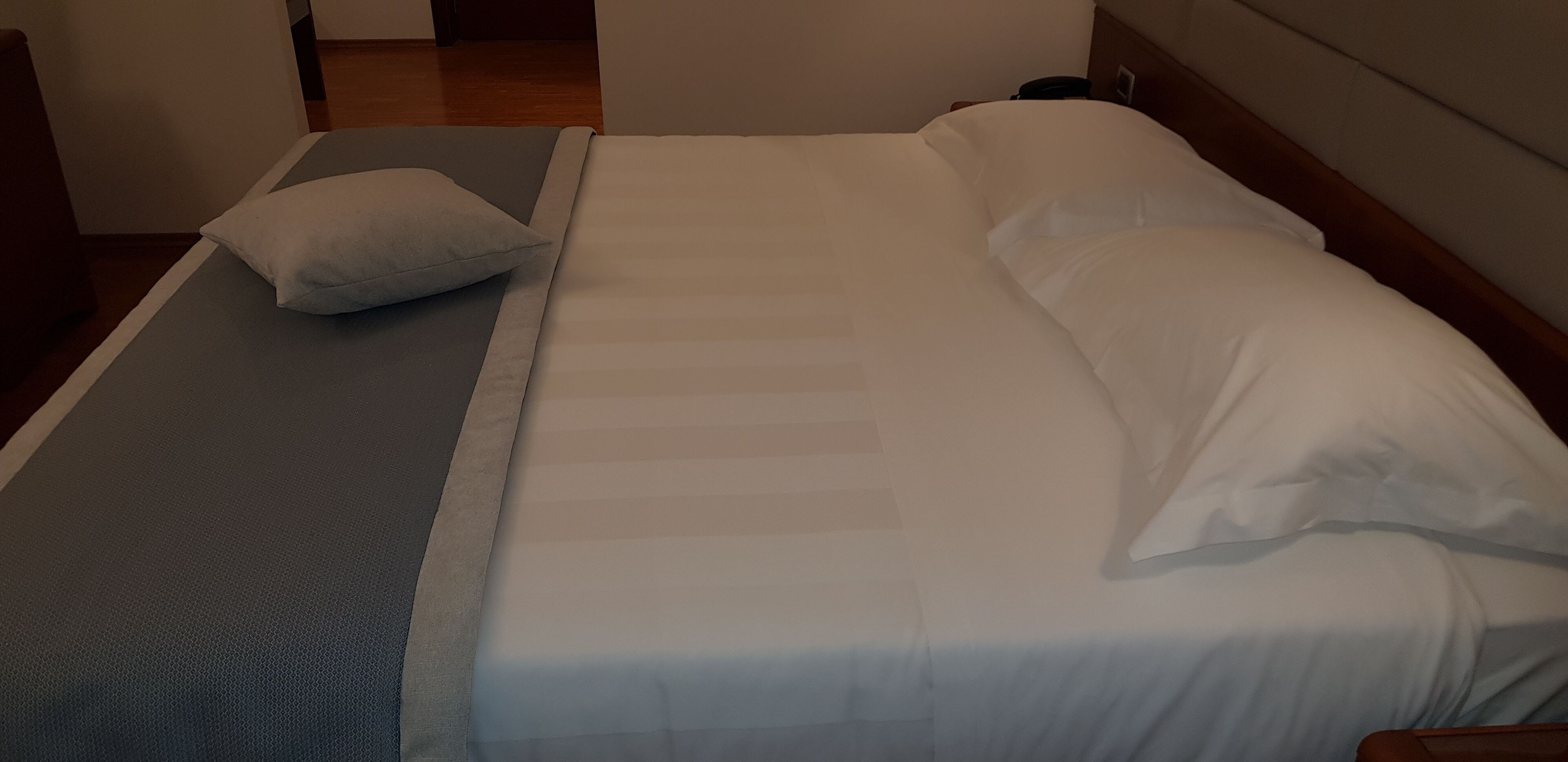 double room | egyptian cotton sheets, pillow-top beds, minibar, in-room safe