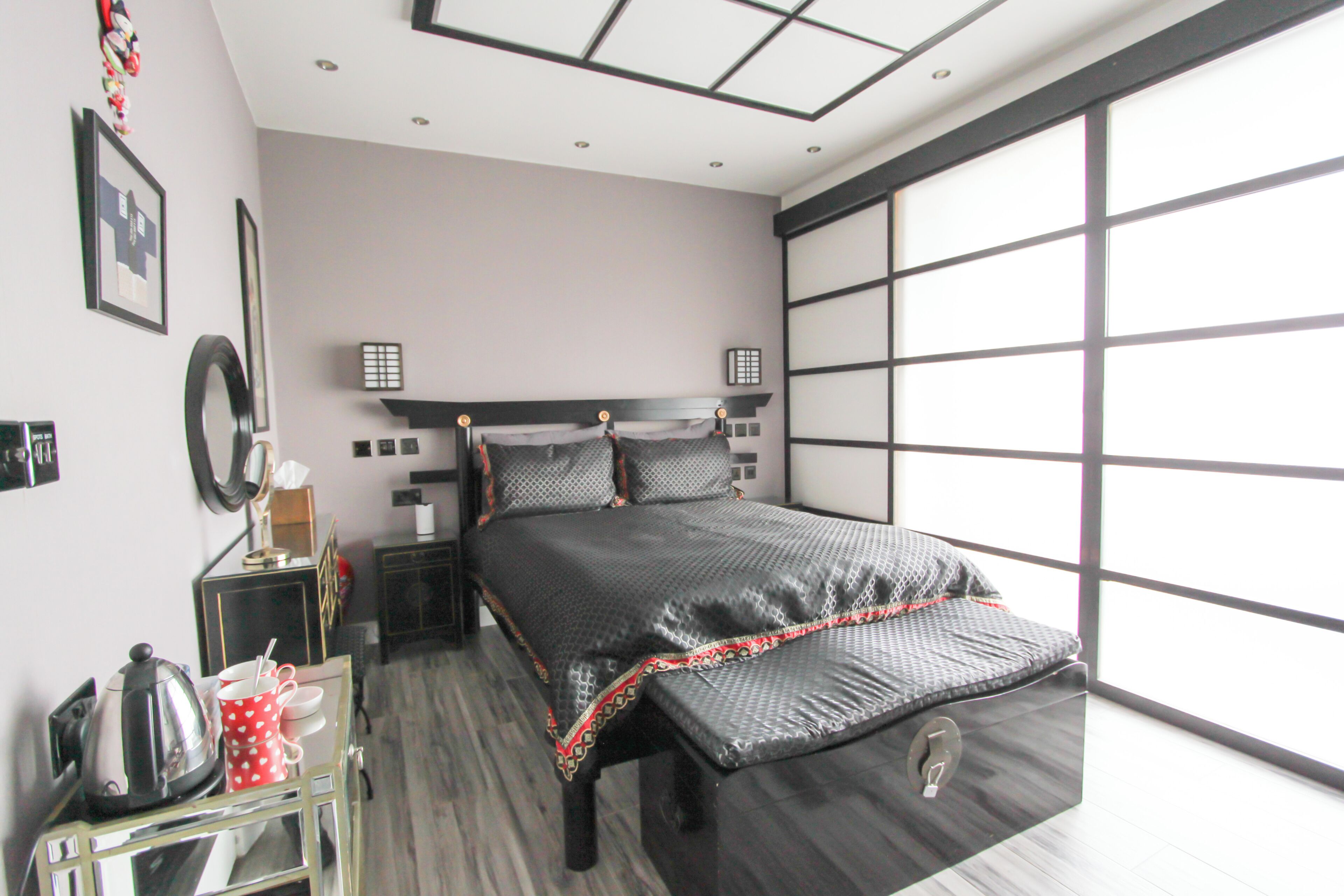 Deluxe Double Room, Ensuite (Samurai) | Soundproofing, iron/ironing board, WiFi
