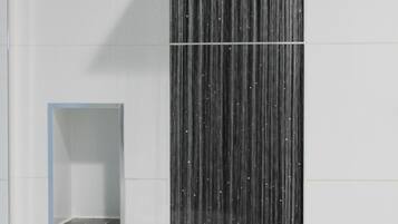 Chuveiro moderno com um recurso vertical de água e um painel de controle.