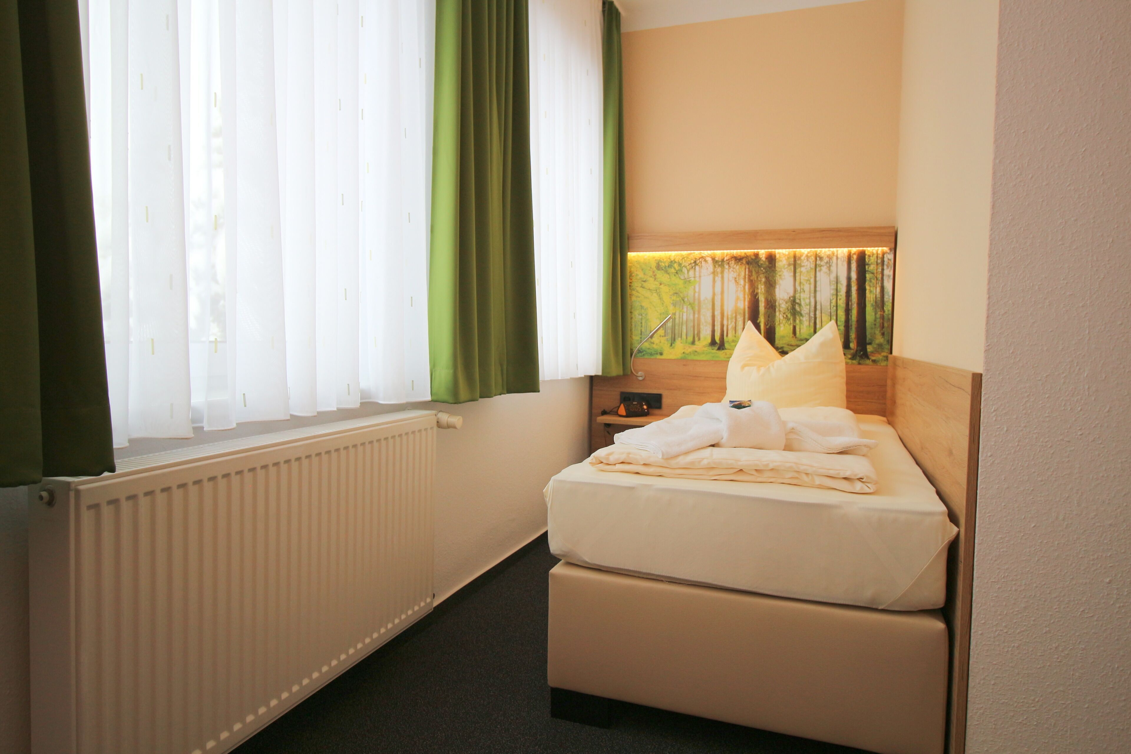 Desk, blackout drapes, free WiFi, bed sheets