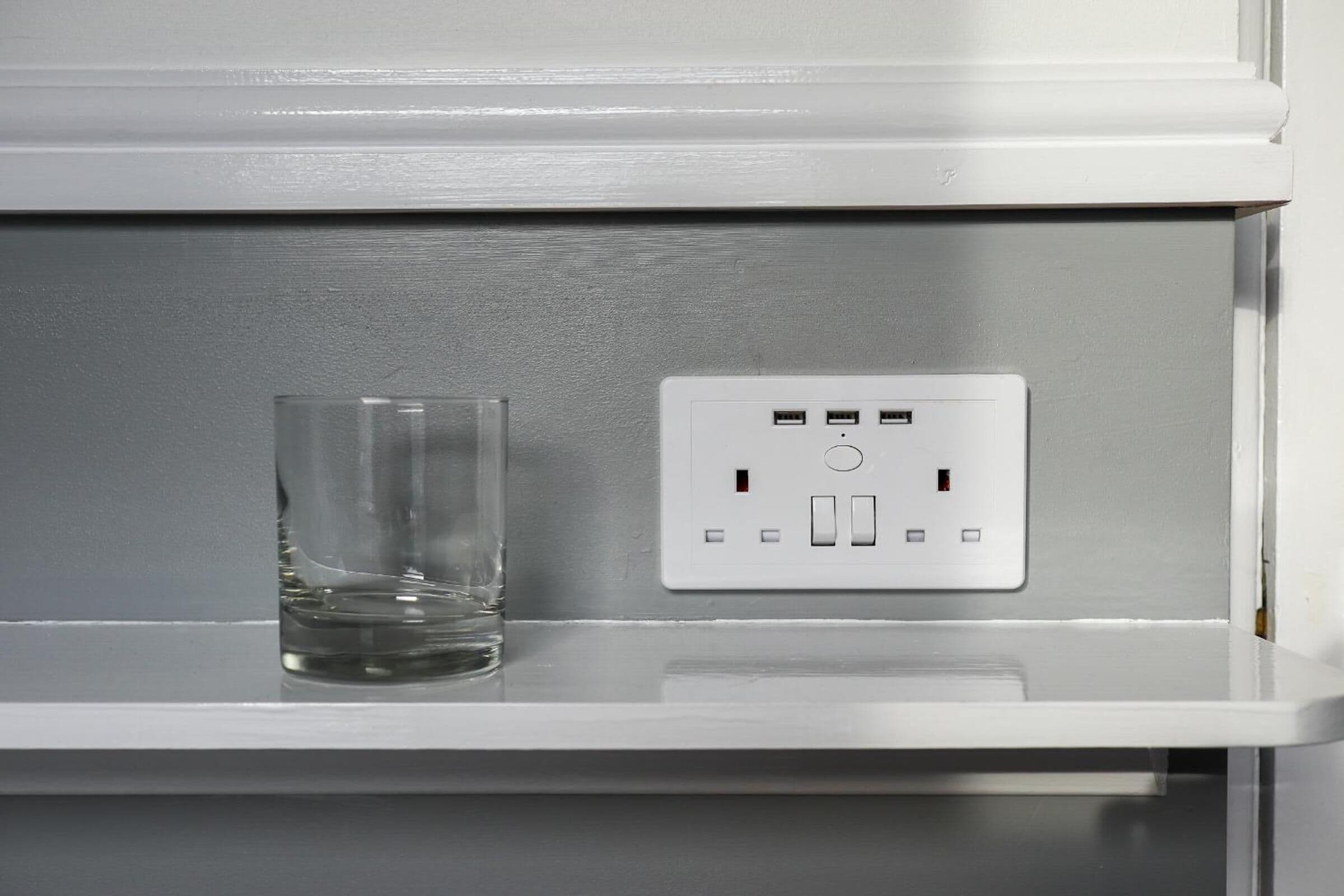 Fridge, microwave, coffee/tea maker, electric kettle