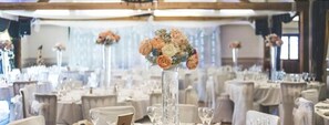 Indoor wedding - The Newtown House Hotel (Hayling Island)