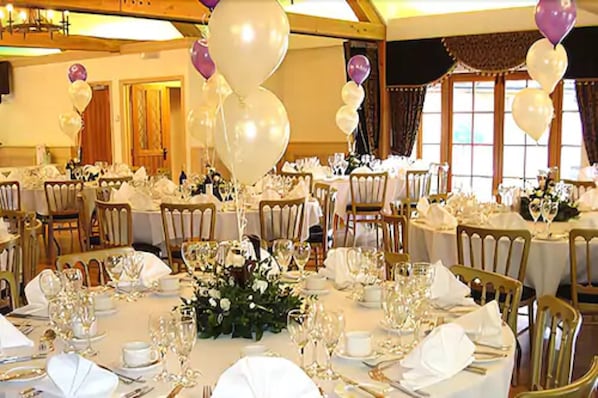 Banquet hall