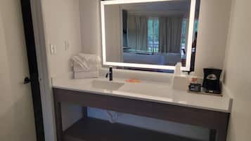 Desk, iron/ironing board, free WiFi, bed sheets