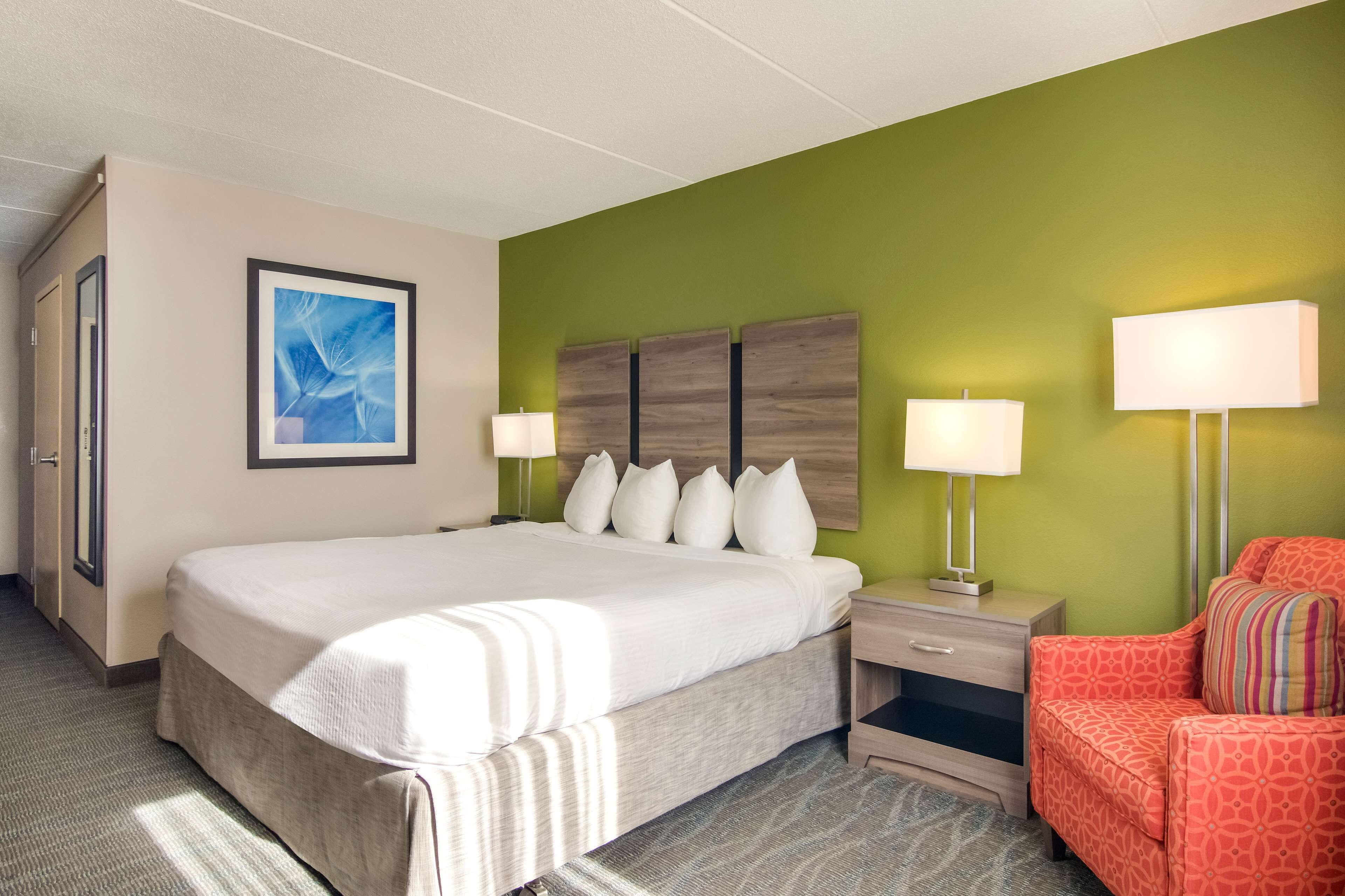 1 bedroom, in-room safe, iron/ironing board, free cots/infant beds