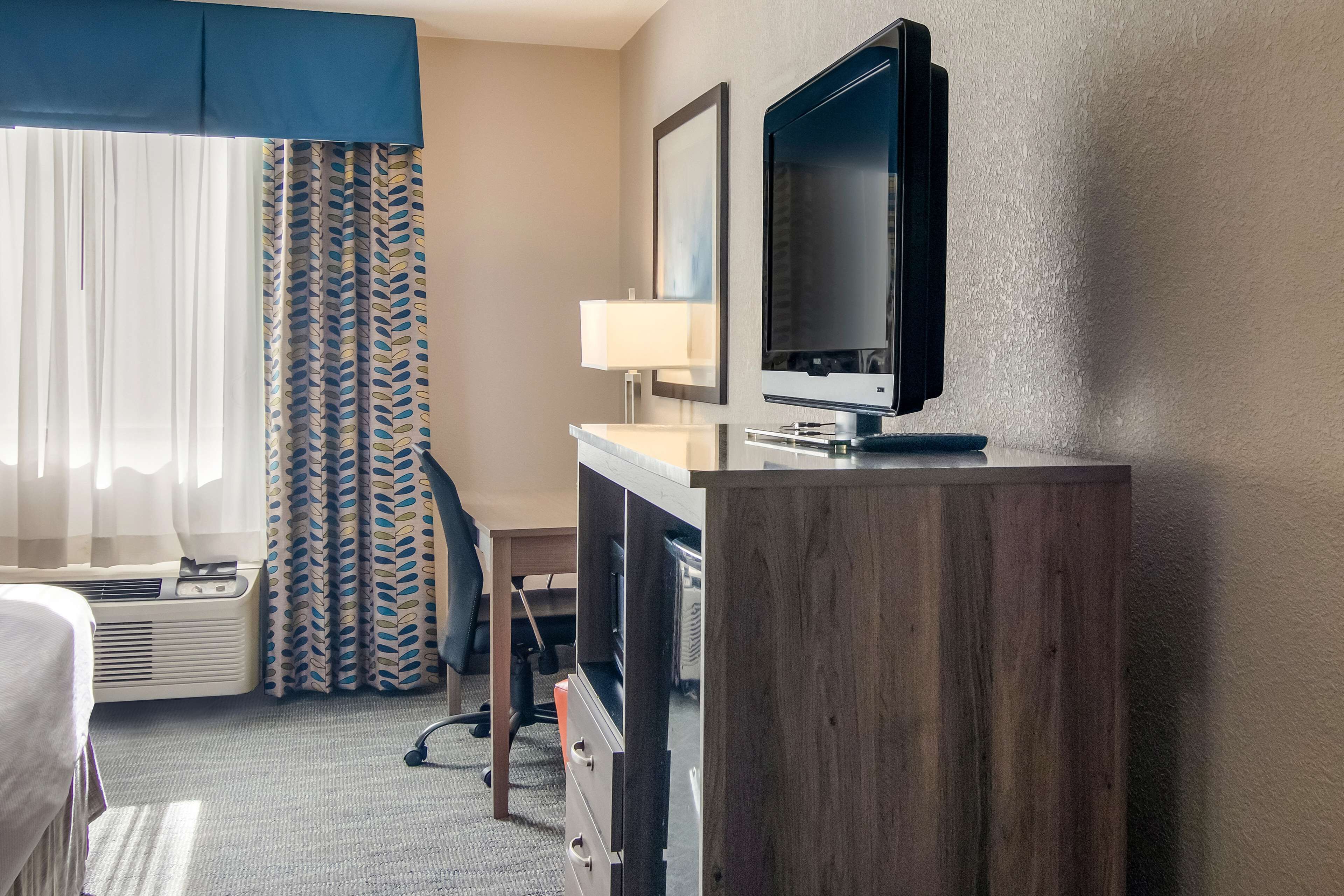 1 bedroom, in-room safe, iron/ironing board, free cots/infant beds