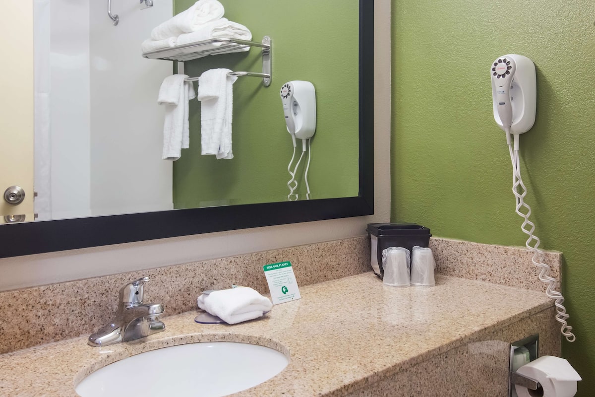 free toiletries, hair dryer, towels