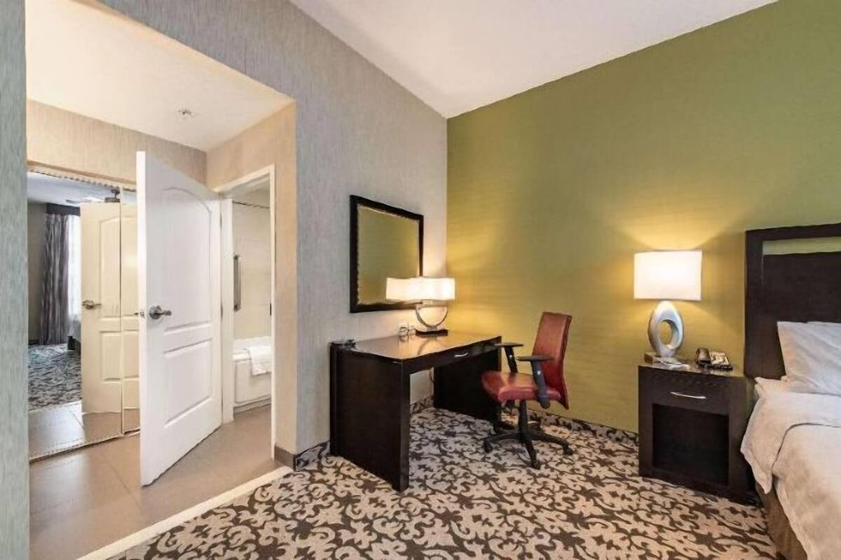 Allergikerbettwaren, Daunenbettdecken, Schreibtisch