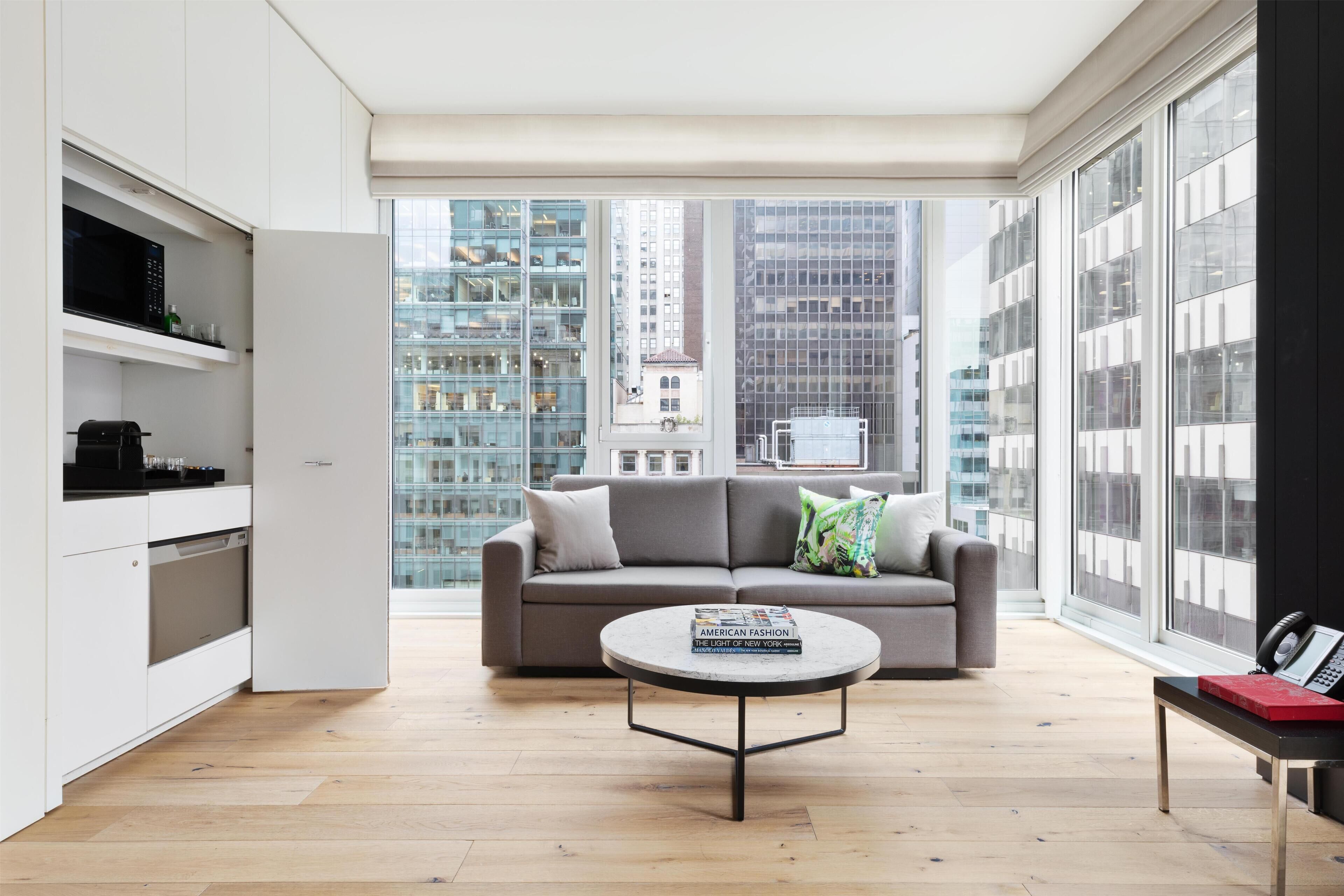 Andaz, Suite, 1 King Bed | Premium bedding, pillowtop beds, free minibar, in-room safe