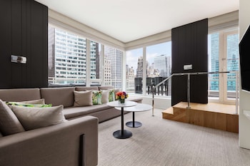 Suite (Empire Terrace) | Premium bedding, pillowtop beds, free minibar, in-room safe at ANDAZ 5TH AVENUE, BY HYATT