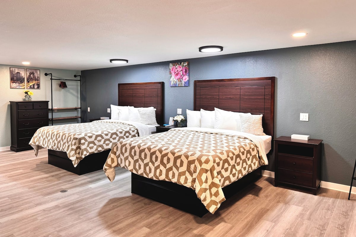 2 Queen Beds, Family Basement Apartment | In-room safe, soundproofing, iron/ironing board, free WiFi