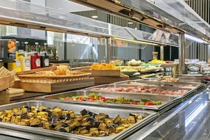 Daily buffet breakfast for a fee