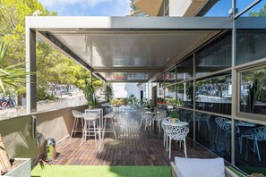 Terrace/patio - Cullera Holiday Hotel (Cullera)