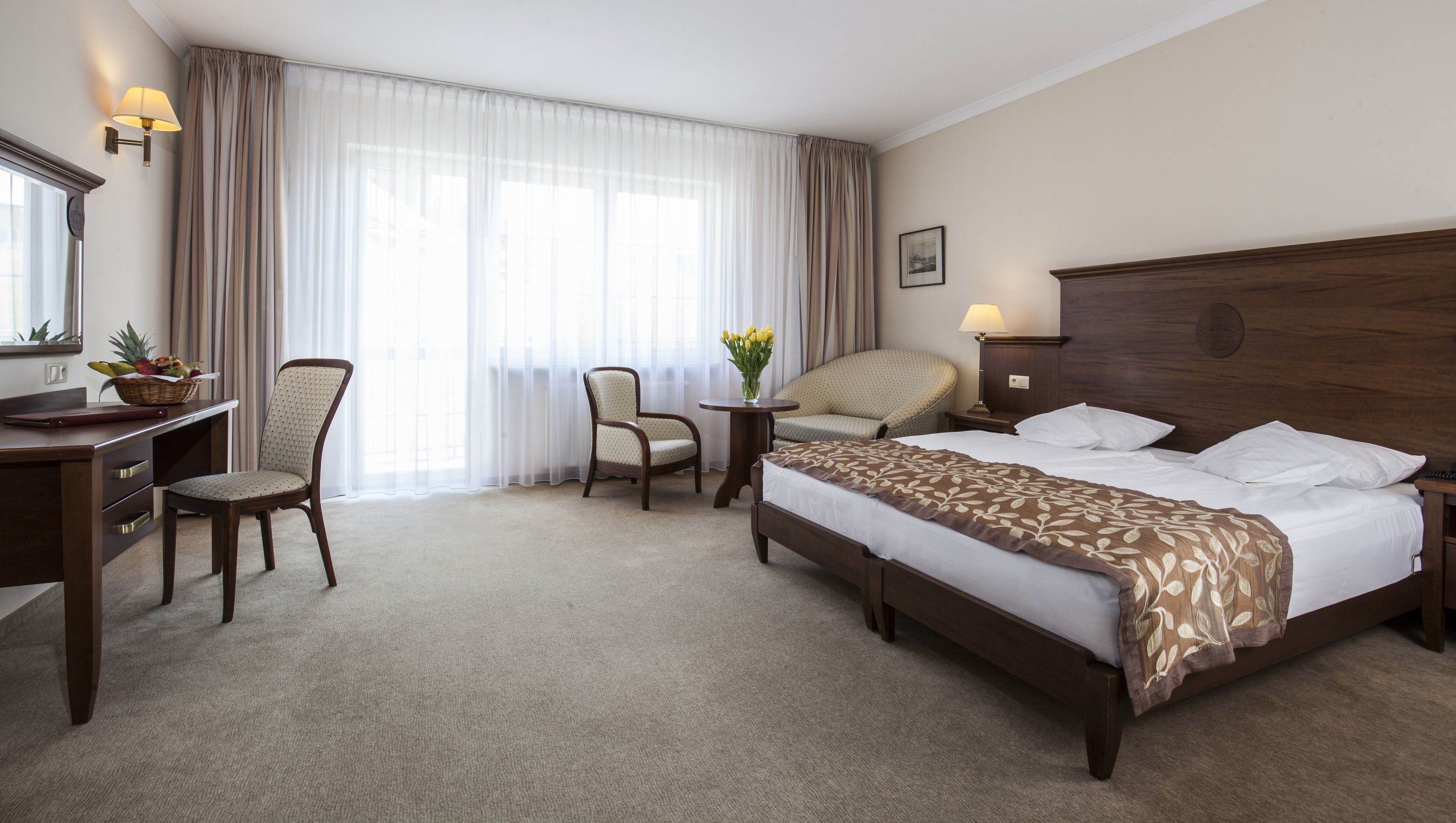 minibar, in-room safe, desk, cots/infant beds