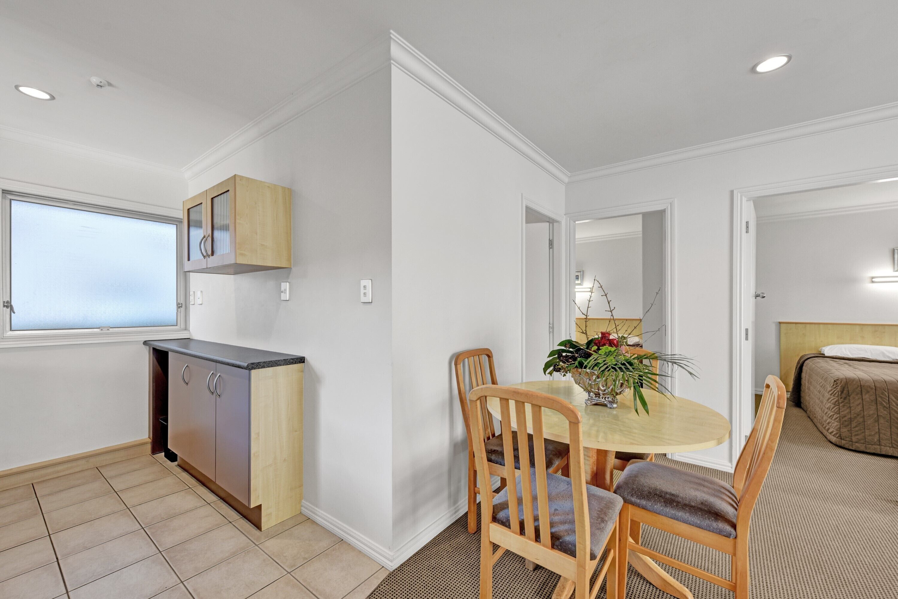 apartment, 3 bedrooms | living area | 40-inch lcd tv with satellite channels, tv