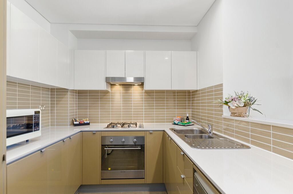 fridge, microwave, coffee/tea maker, electric kettle