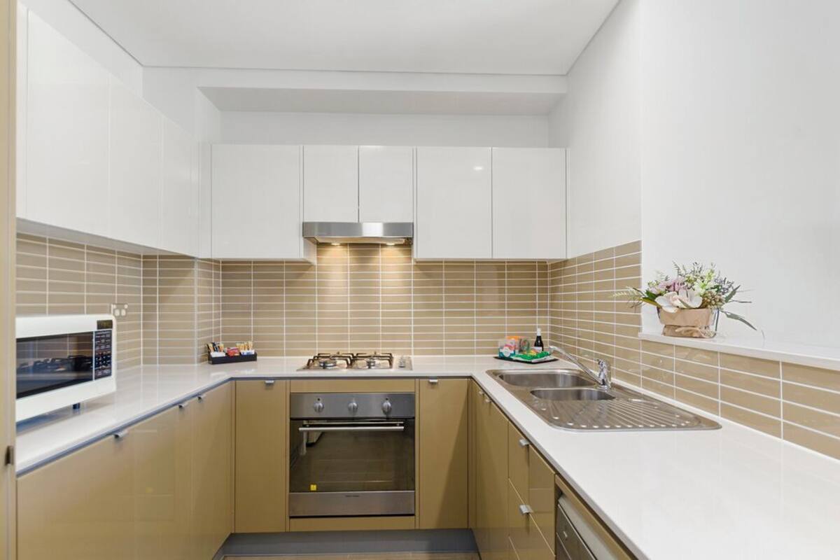 fridge, microwave, coffee/tea maker, electric kettle