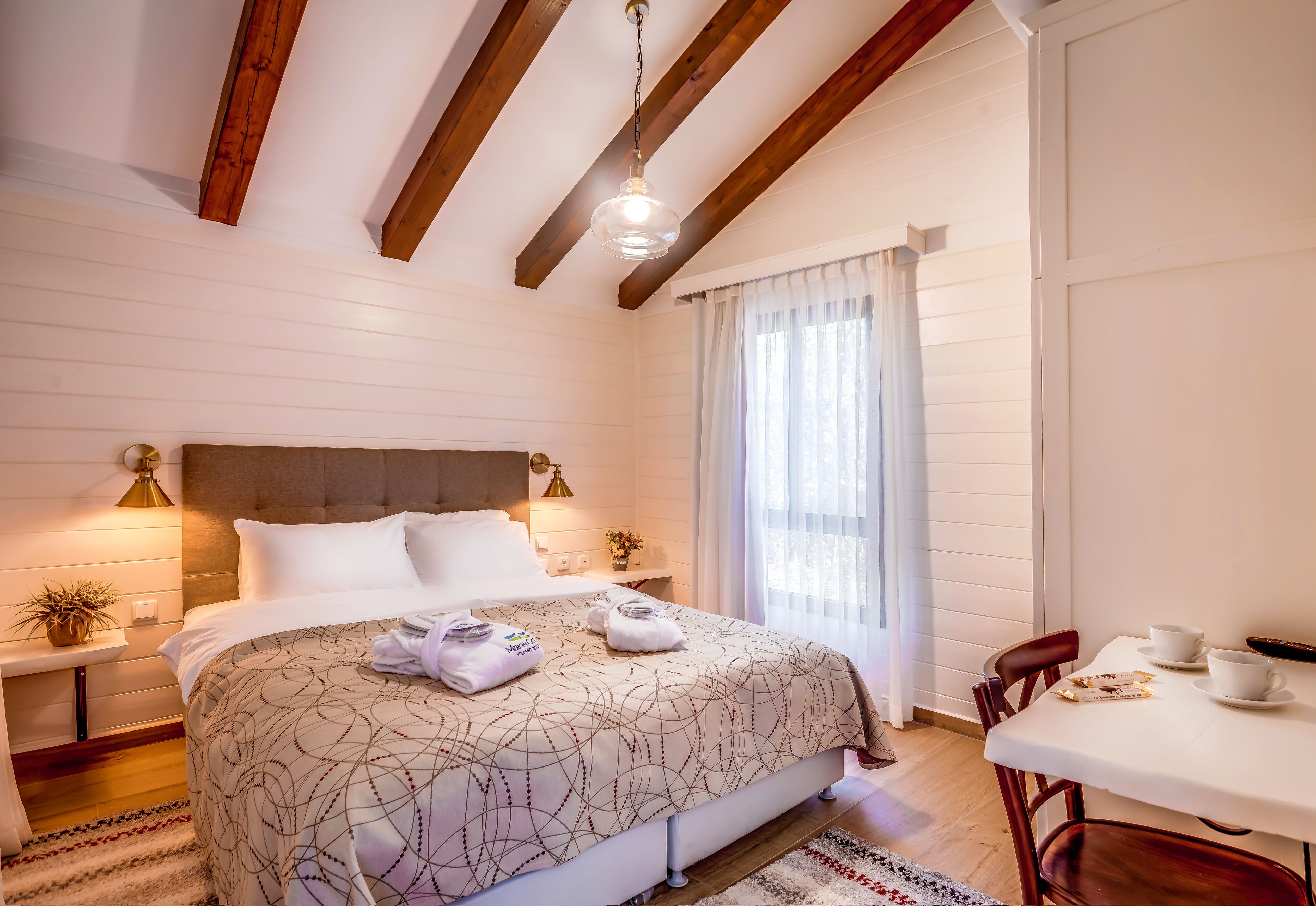 Huisje, 1 slaapkamer, tuin | Verduisterende gordijnen, geluiddichte muren, gratis wifi, beddengoed