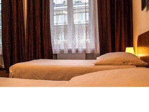 Economy Double Room, Private Bathroom - Hotel Mazowiecki (Warsaw)