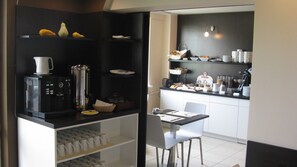 Daily buffet breakfast for a fee - Hotel Wilanów Warszawa by DeSilva (Warsaw)