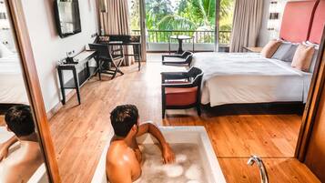 1 bedroom, premium bedding, memory-foam beds, minibar