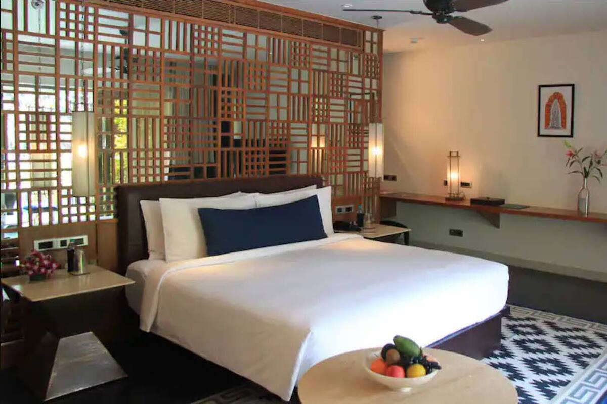 1 bedroom, premium bedding, memory foam beds, minibar
