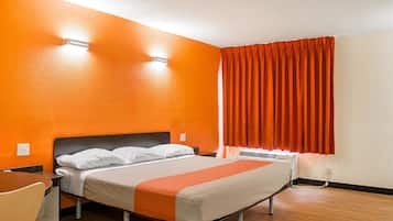 Free WiFi, bed sheets