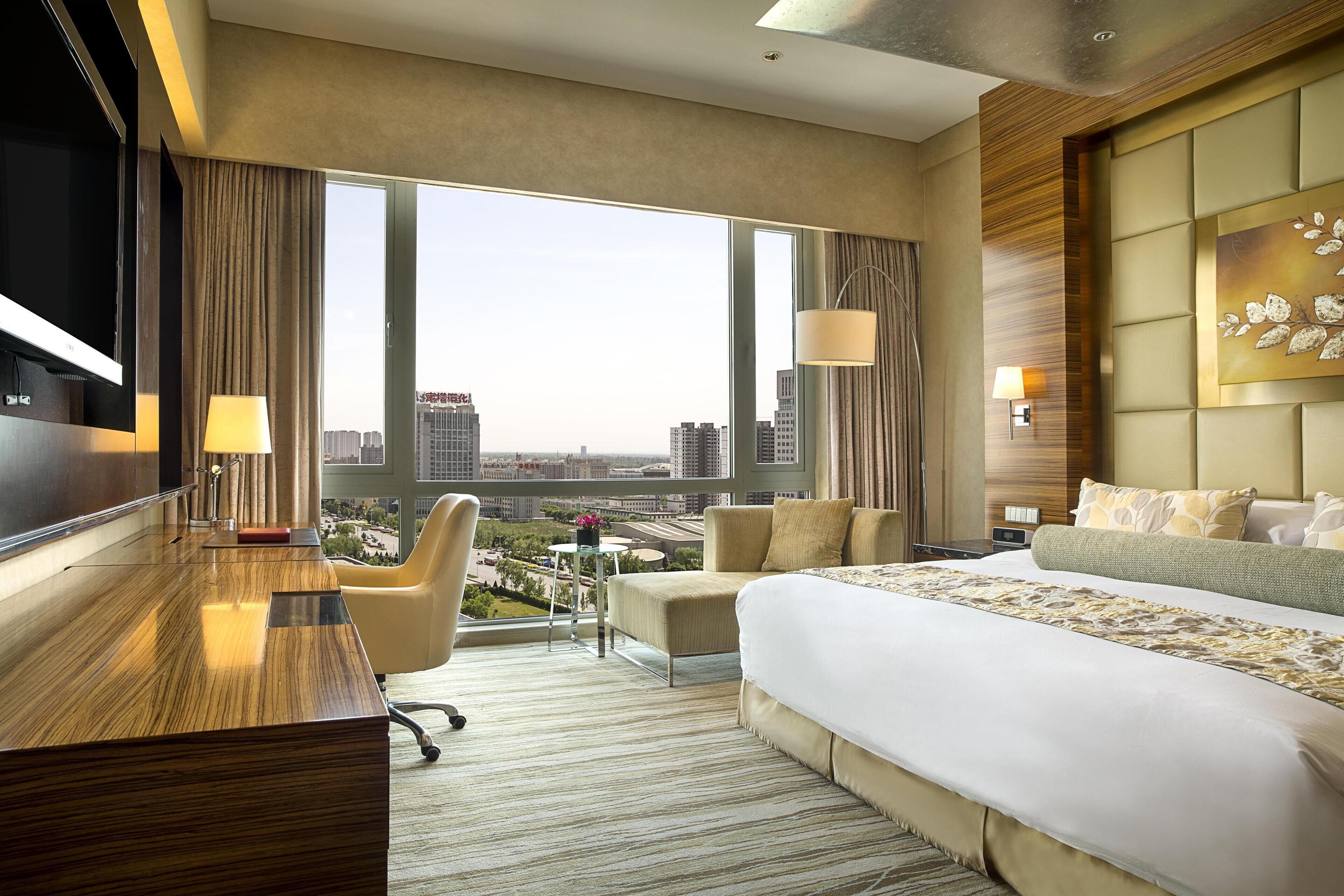 minibar, in-room safe, desk, blackout curtains