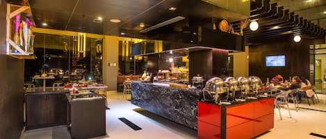 Daily buffet breakfast (INR 350 per person)