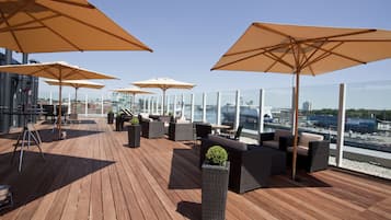 Sun deck