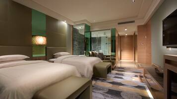 1 bedroom, down duvets, Select Comfort beds, minibar